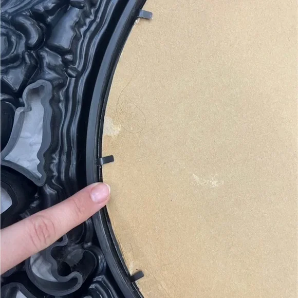 Large Ornate Black Frame - Picture 5 of 5